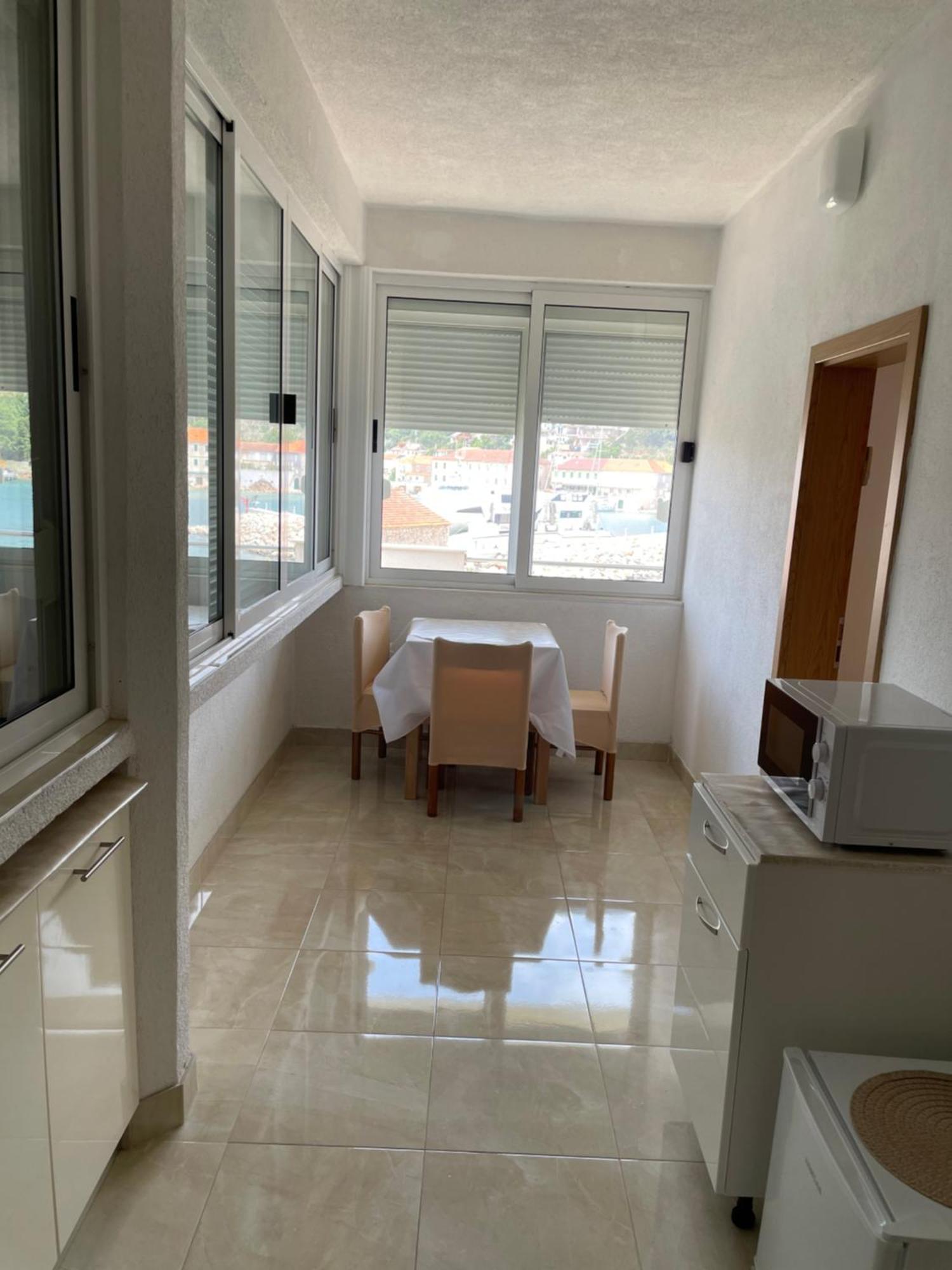 Apartmani Isabella - Ilda Radonic Елса Экстерьер фото